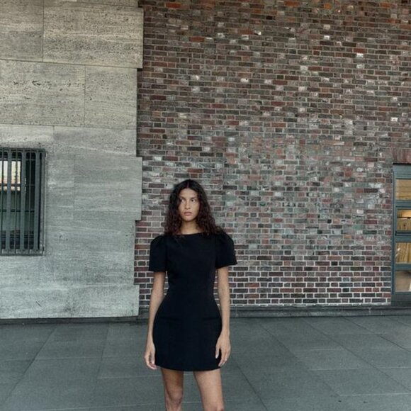 ZARA PLEATED SHORT DRESS WITH POCKETS - Picture 1 of 7